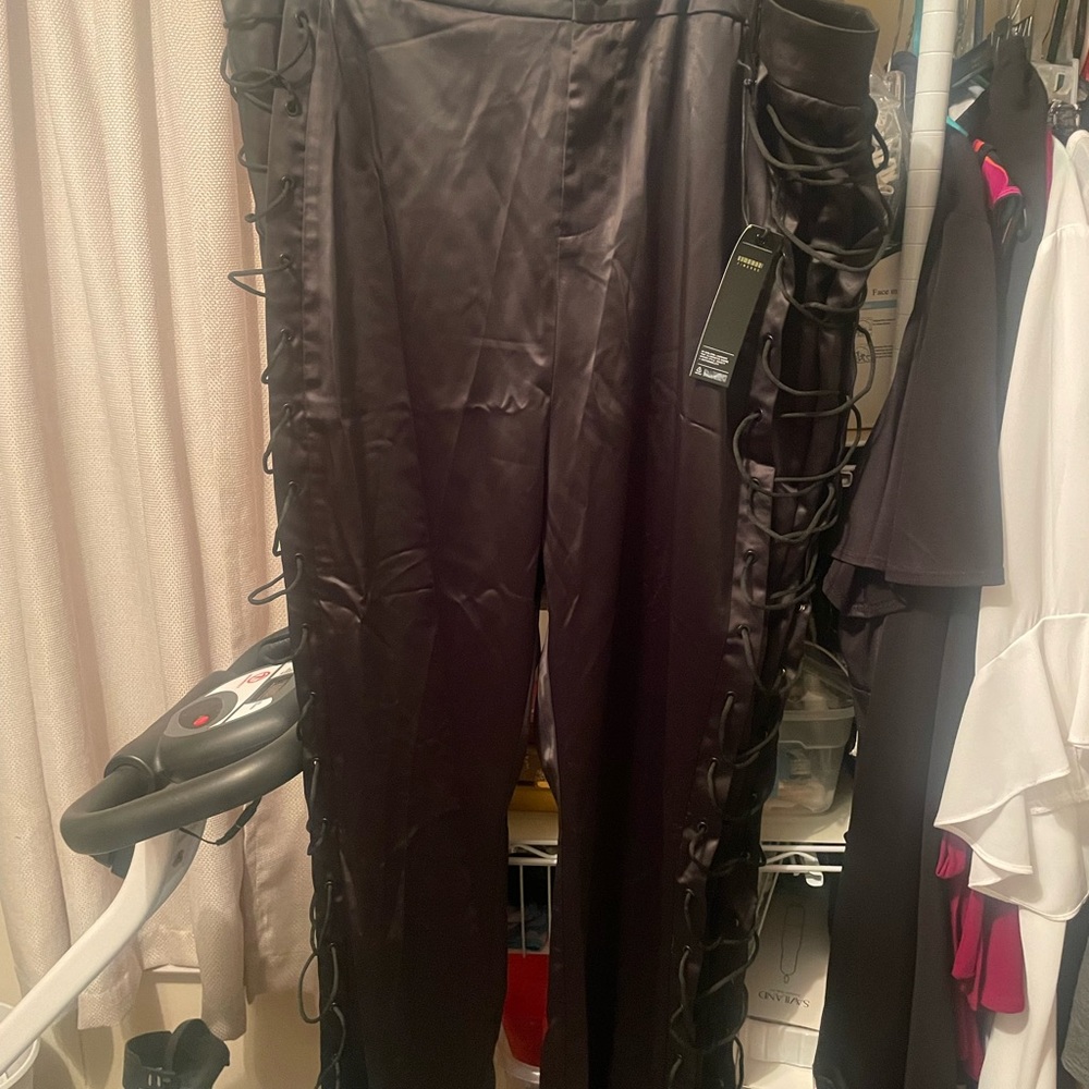 Womens Finese pants size 1X black tie up side of legs
